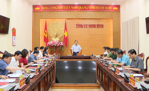 Thường trực Tỉnh ủy triển khai nhiệm vụ trọng t&acirc;m c&ocirc;ng t&aacute;c th&aacute;ng 5/2022