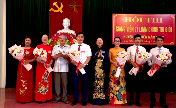 Hội thi giảng vi&ecirc;n l&yacute; luận ch&iacute;nh trị giỏi huyện Gia Viễn năm 2022