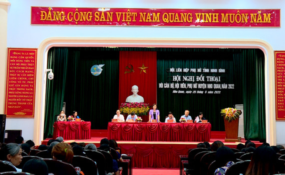 Hội Li&ecirc;n hiệp Phụ nữ tỉnh đối thoại với c&aacute;n bộ, hội vi&ecirc;n, phụ nữ huyện Nho Quan