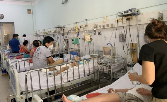 Bộ Y tế y&ecirc;u cầu quyết liệt ph&ograve;ng chống dịch sốt xuất huyết, tay ch&acirc;n miệng