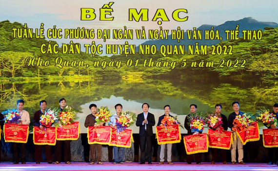 Bế mạc Tuần lễ C&uacute;c Phương đại ng&agrave;n