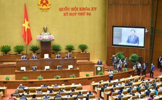 Nợ c&ocirc;ng b&igrave;nh qu&acirc;n đầu người c&oacute; xu hướng tăng qua c&aacute;c năm