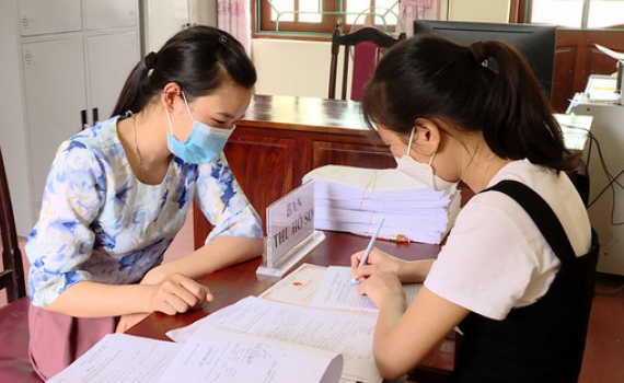 Điểm mới về thu ph&iacute; tuyển sinh Kỳ thi tuyển sinh lớp 10 THPT năm học 2022-2023 tại Ninh B&igrave;nh