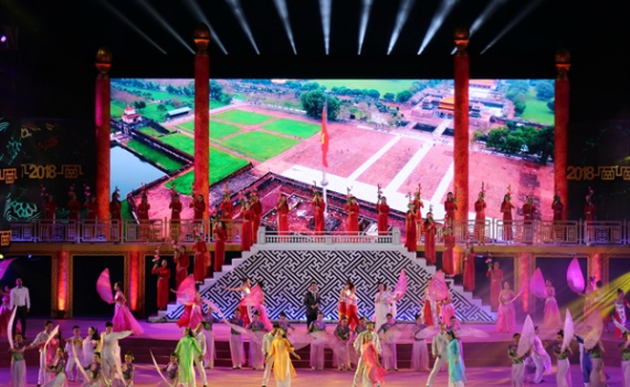 Festival Huế bốn m&ugrave;a c&oacute; tạo n&ecirc;n bản sắc ri&ecirc;ng?