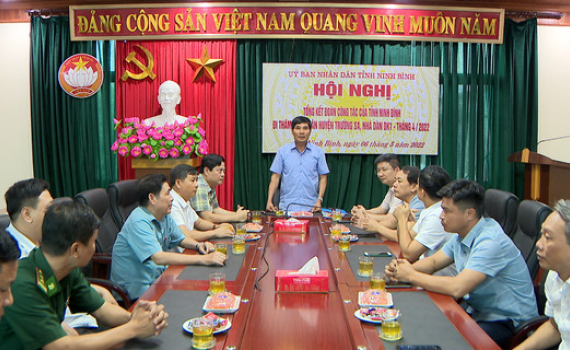 ​Tổng kết Đo&agrave;n c&ocirc;ng t&aacute;c của tỉnh Ninh B&igrave;nh đi thăm qu&acirc;n, d&acirc;n huyện Trường Sa, nh&agrave; gi&agrave;n DK1