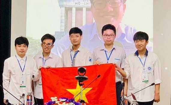 37 học sinh lọt v&agrave;o đội tuyển dự thi Olympic ch&acirc;u &Aacute; v&agrave; quốc tế năm 2022