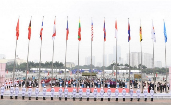 Trang trọng Lễ thượng cờ c&aacute;c đo&agrave;n thể thao tham dự SEA Games 31