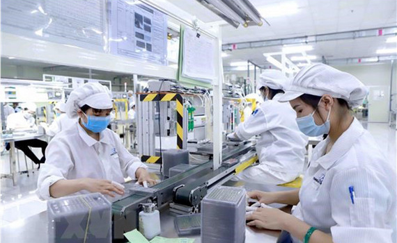 Kinh tế Việt Nam khởi sắc nhưng vẫn tiềm ẩn nhiều th&aacute;ch thức