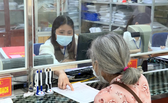 Nho Quan n&acirc;ng cao tinh thần tr&aacute;ch nhiệm trong giải quyết thủ tục h&agrave;nh ch&iacute;nh