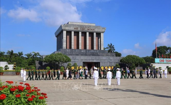 Tổ chức lễ viếng Chủ tịch Hồ Ch&iacute; Minh v&agrave;o ng&agrave;y 19-5-2023