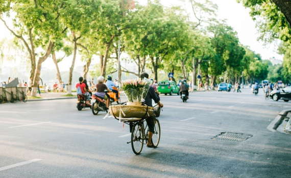 Thời tiết h&ocirc;m nay (15-5): Bắc bộ nhiều nơi c&oacute; mưa, trời m&aacute;t