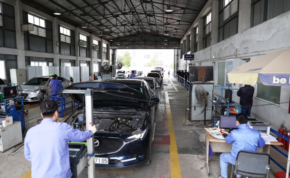 Giải tỏa &ugrave;n tắc đăng kiểm: Từ 1-6, xe kh&ocirc;ng kinh doanh được tự động gia hạn kiểm định th&ecirc;m 6 th&aacute;ng?