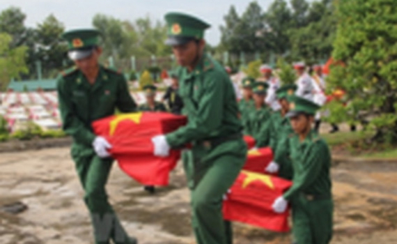 Ph&ecirc; duyệt th&agrave;nh vi&ecirc;n Ban chỉ đạo quốc gia về t&igrave;m kiếm, quy tập v&agrave; x&aacute;c định danh t&iacute;nh h&agrave;i cốt liệt sĩ