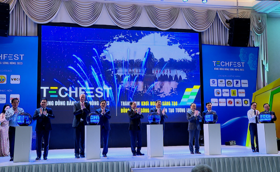 Khai mạc Techfest v&ugrave;ng đồng bằng s&ocirc;ng Hồng năm 2023