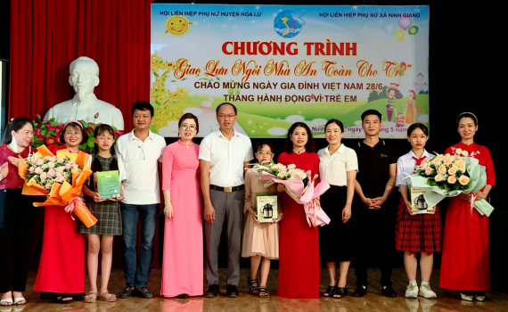 Chương tr&igrave;nh giao lưu &ldquo;Ng&ocirc;i nh&agrave; an to&agrave;n cho trẻ&rdquo; tại x&atilde; Ninh Giang
