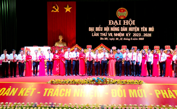 Đại hội đại biểu Hội N&ocirc;ng d&acirc;n huyện Y&ecirc;n M&ocirc; lần thứ VII.