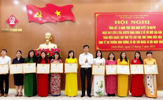 Sở Gi&aacute;o dục v&agrave; Đ&agrave;o tạo Ninh B&igrave;nh tổng kết 10 năm thực hiện Nghị quyết 29 của Ban Chấp h&agrave;nh Trung ương Đảng kho&aacute; XI