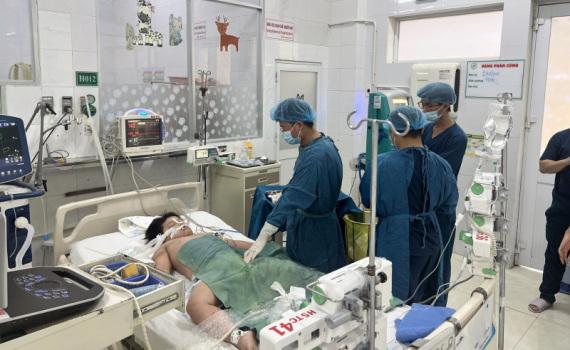Thủ tướng ra c&ocirc;ng điện y&ecirc;u cầu triển khai c&aacute;c biện ph&aacute;p ngăn ngừa, xử l&yacute; ngộ độc thực phẩm