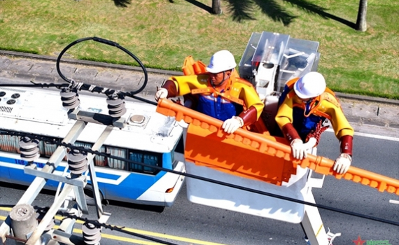 EVNNPC tiếp tục k&ecirc;u gọi &ldquo;Tiết kiệm điện th&agrave;nh th&oacute;i quen&rdquo;