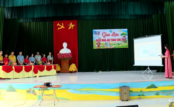 Giao lưu &ldquo;Ng&ocirc;i nh&agrave; an to&agrave;n cho trẻ&rdquo;