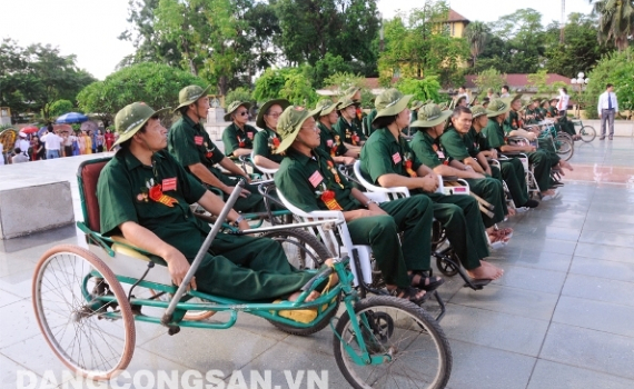 Chi trả trợ cấp hơn 8 ngh&igrave;n tỷ đồng cho người c&oacute; c&ocirc;ng với c&aacute;ch mạng