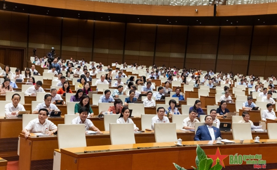 Căn cứ đ&oacute;ng bảo hiểm x&atilde; hội theo mức lương mới tr&igrave;nh Quốc hội c&oacute; điểm g&igrave; mới?