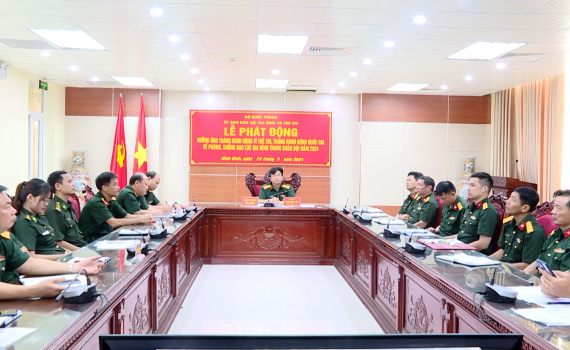 Lễ ph&aacute;t động th&aacute;ng h&agrave;nh động v&igrave; trẻ em trong Qu&acirc;n đội