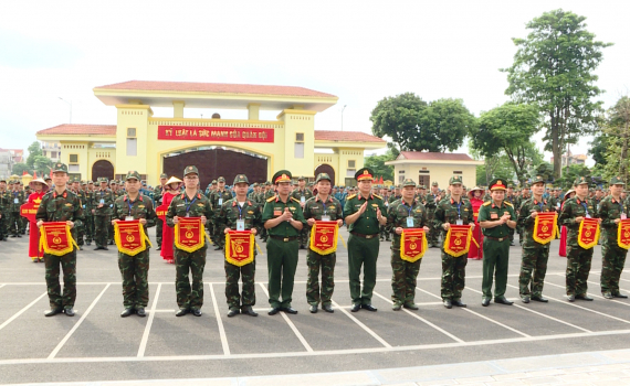 Khai mạc hội thao bắn s&uacute;ng qu&acirc;n dụng v&agrave; thể dục thể thao quốc ph&ograve;ng