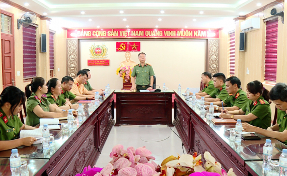 Tam Điệp qu&aacute;n triệt, triển khai Nghị quyết 18-NQ/TU  của Ban Thường vụ Tỉnh ủy