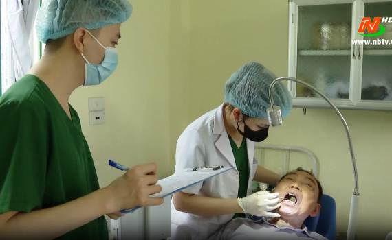 Kh&aacute;m s&agrave;ng lọc bệnh, tư vấn sức khỏe v&agrave; cấp ph&aacute;t thuốc miễn ph&iacute; tại x&atilde; Thạch B&igrave;nh