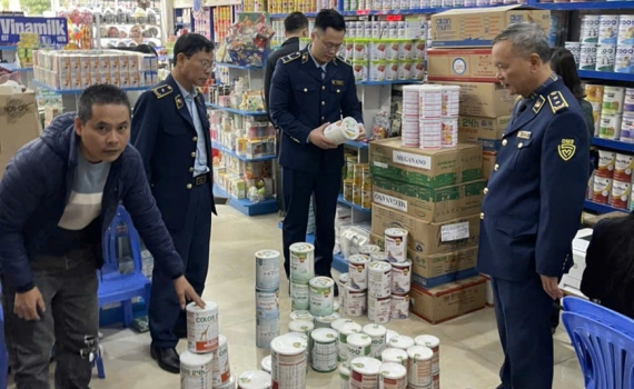 Bộ Y tế mở đợt cao điểm ngăn chặn, ph&ograve;ng chống thuốc, sữa, thực phẩm bảo vệ sức khỏe giả