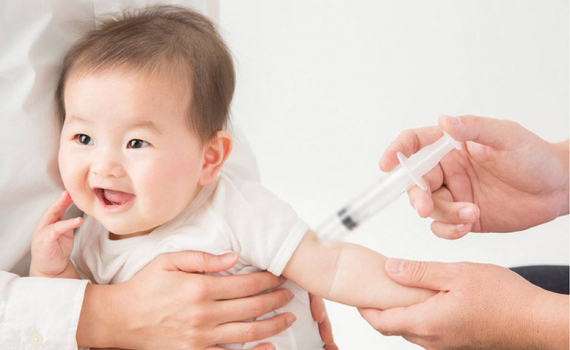 Phấn đấu đến 2030 l&agrave;m chủ được c&ocirc;ng nghệ sản xuất 15 loại vắc xin cho ti&ecirc;m chủng