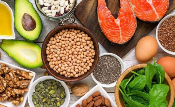 8 thực phẩm gi&agrave;u chất dinh dưỡng gi&uacute;p tăng cường tr&iacute; nhớ, tập trung n&atilde;o bộ
