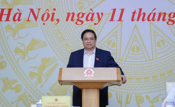Thủ tướng Phạm Minh Ch&iacute;nh: Biểu dương Bộ Quốc ph&ograve;ng v&agrave; một số bộ, ng&agrave;nh, địa phương triển khai t&iacute;ch cực, ho&agrave;n th&agrave;nh sớm việc x&oacute;a nh&agrave; tạm, nh&agrave; dột n&aacute;t