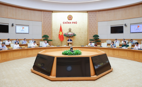 Thủ tướng: Triển khai hiệu quả "bộ tứ chiến lược"; thực hiện bằng được c&aacute;c mục ti&ecirc;u lớn
