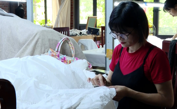 L&agrave;ng nghề g&oacute;p phần t&ocirc;n vinh gi&aacute; trị văn h&oacute;a truyền thống