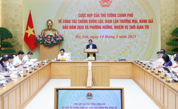 Thủ tướng: Lập tổ c&ocirc;ng t&aacute;c đặc biệt, mở đợt cao điểm truy qu&eacute;t bu&ocirc;n lậu, h&agrave;ng giả