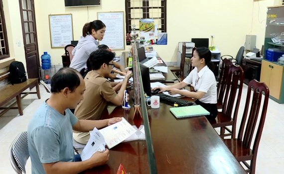 Đẩy mạnh cải c&aacute;ch thủ tục h&agrave;nh ch&iacute;nh gắn với chuyển đổi số