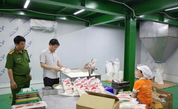 Bộ Y tế đề nghị c&aacute;c tỉnh tăng cường quản l&yacute; ngăn ngừa thực phẩm giả