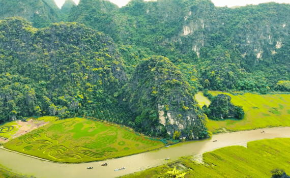 Tuần Du lịch Ninh B&igrave;nh năm 2025 dự kiến lượng kh&aacute;ch tăng 75%