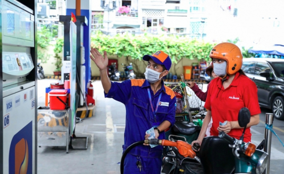 Điều chỉnh gi&aacute; xăng dầu từ 15h ng&agrave;y 21/5