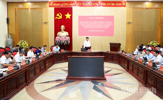 Đo&agrave;n c&ocirc;ng t&aacute;c Ban Thường vụ Tỉnh ủy l&agrave;m việc với Ban Thường vụ Đảng ủy c&aacute;c phường thuộc nh&oacute;m 1 tr&ecirc;n địa b&agrave;n