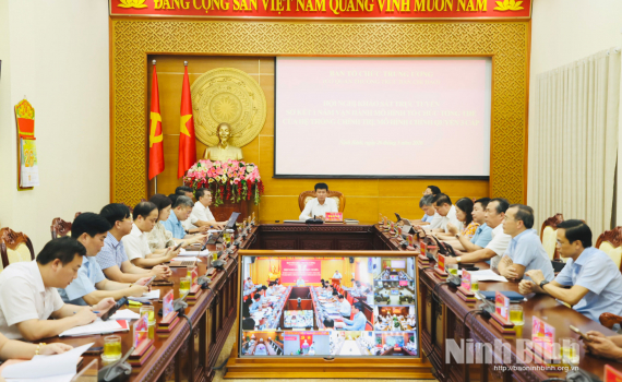 Hội nghị khảo s&aacute;t trực tuyến sơ kết 1 năm vận h&agrave;nh m&ocirc; h&igrave;nh tổ chức tổng thể của hệ thống ch&iacute;nh trị, m&ocirc; h&igrave;nh ch&iacute;nh quyền địa phương 2 cấp