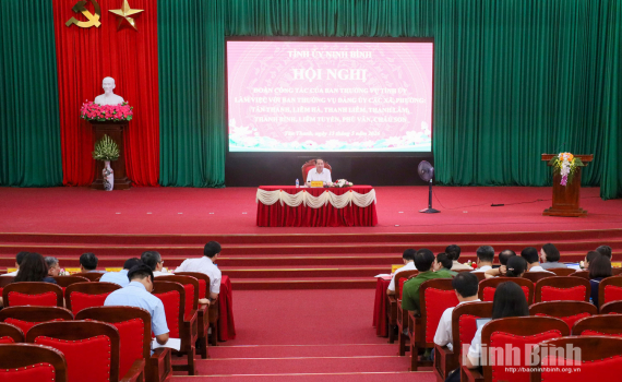 Đo&agrave;n c&ocirc;ng t&aacute;c Ban Thường vụ Tỉnh ủy l&agrave;m việc với Ban Thường vụ Đảng ủy c&aacute;c x&atilde;, phường thuộc nh&oacute;m 10