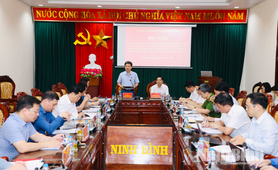 Đo&agrave;n c&ocirc;ng t&aacute;c Ủy ban Khoa học, C&ocirc;ng nghệ v&agrave; M&ocirc;i trường của Quốc hội kh&oacute;a XVI l&agrave;m việc tại Ninh B&igrave;nh