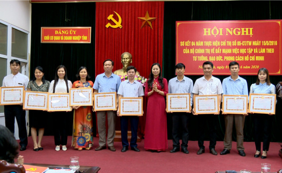 Đảng ủy Khối Cơ quan v&agrave; Doanh nghiệp tỉnh sơ kết 4 năm thực hiện Chỉ thị số 05 của Bộ Ch&iacute;nh trị