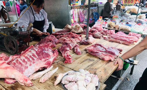 Gi&aacute; lợn hơi tăng cao, lo ngại dịch tả lợn ch&acirc;u Phi lại b&ugrave;ng ph&aacute;t