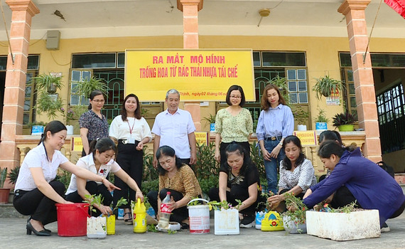 Hiệu quả mô hình tạo chế phẩm phân loại và xử lý rác thải hữu cơ thành  phân bón