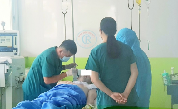 Phi c&ocirc;ng người Anh sẽ về nước tr&ecirc;n chuyến bay ng&agrave;y 12/7
