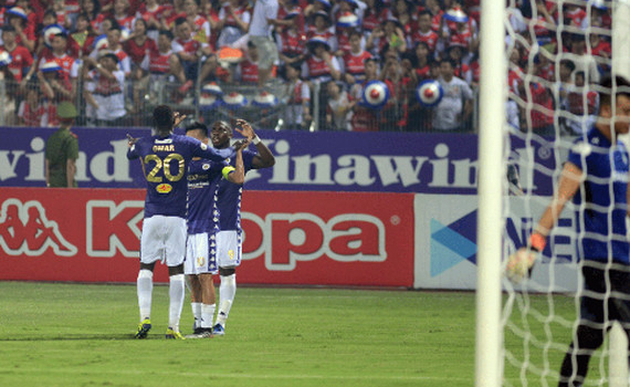 Sau v&ograve;ng 3 V-League 2020: &ldquo;Ch&uacute; hổ Bi-Rai&rdquo; rơi lệ